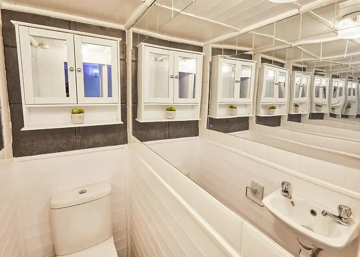 Host & - Harbour Mist بيت للعطل ويتبي